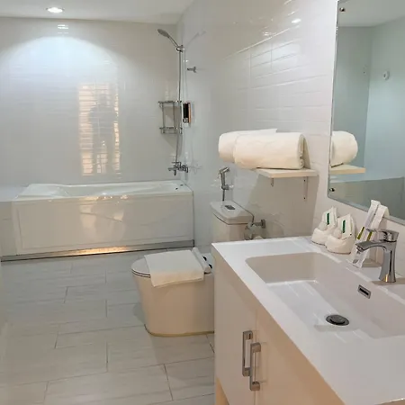 88Th Avenue Aparthotel Cebu Exterior photo