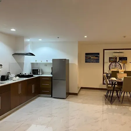 88Th Avenue Aparthotel Cebu Room photo