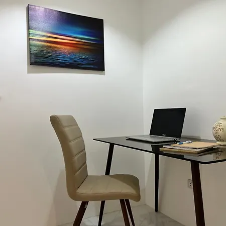 88Th Avenue Aparthotel Cebu Room photo