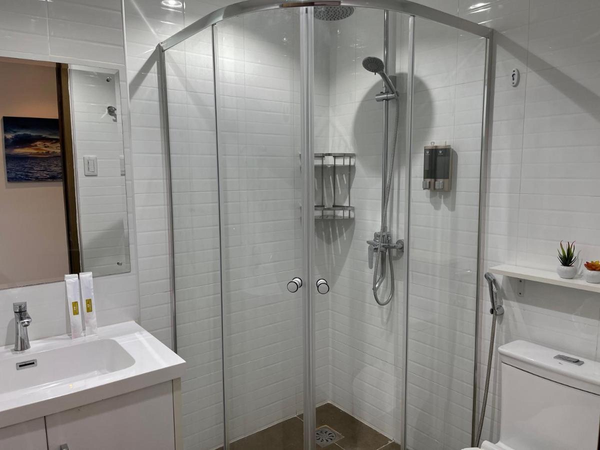 88th Avenue Aparthotel 4*