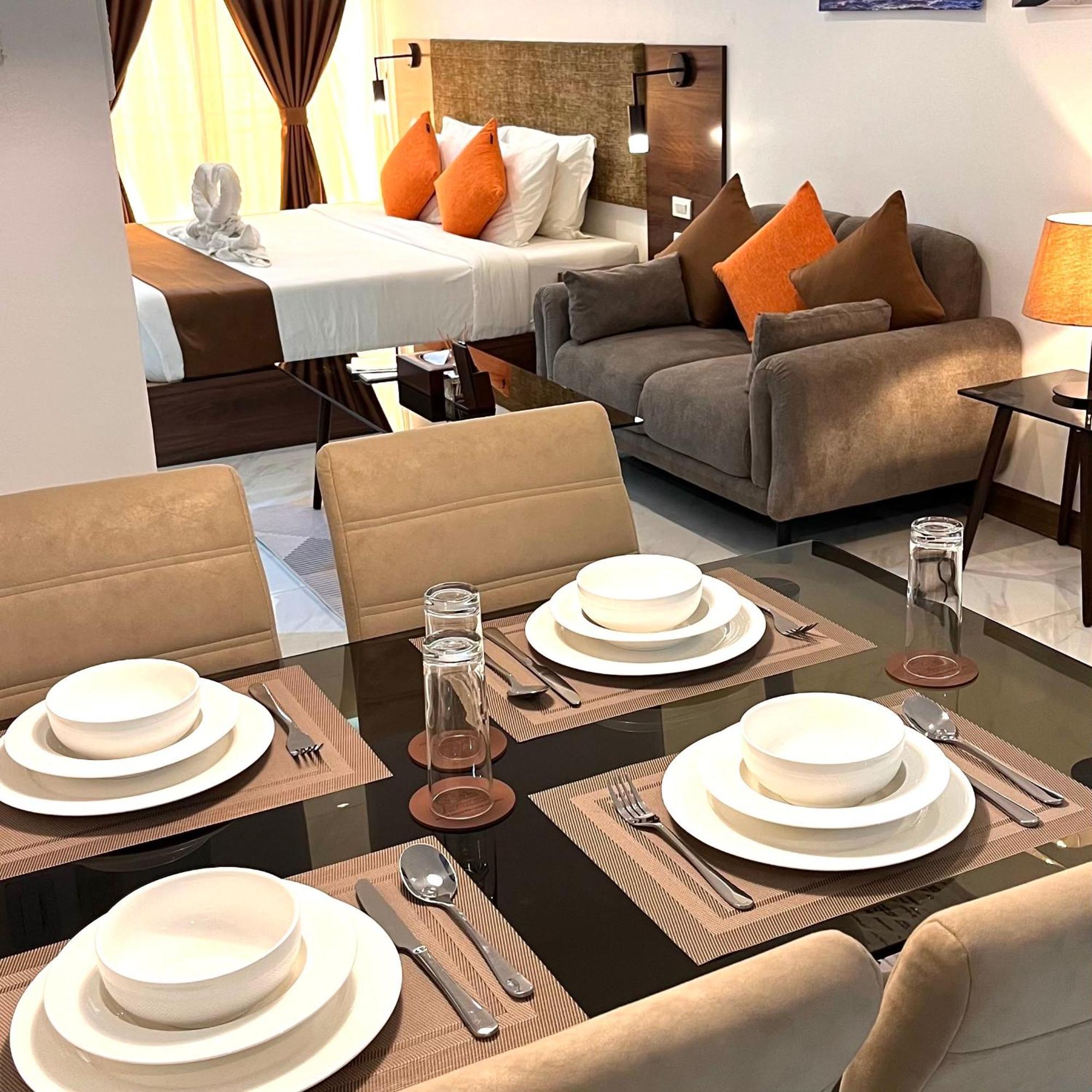 Aparthotel 88th Avenue 4*