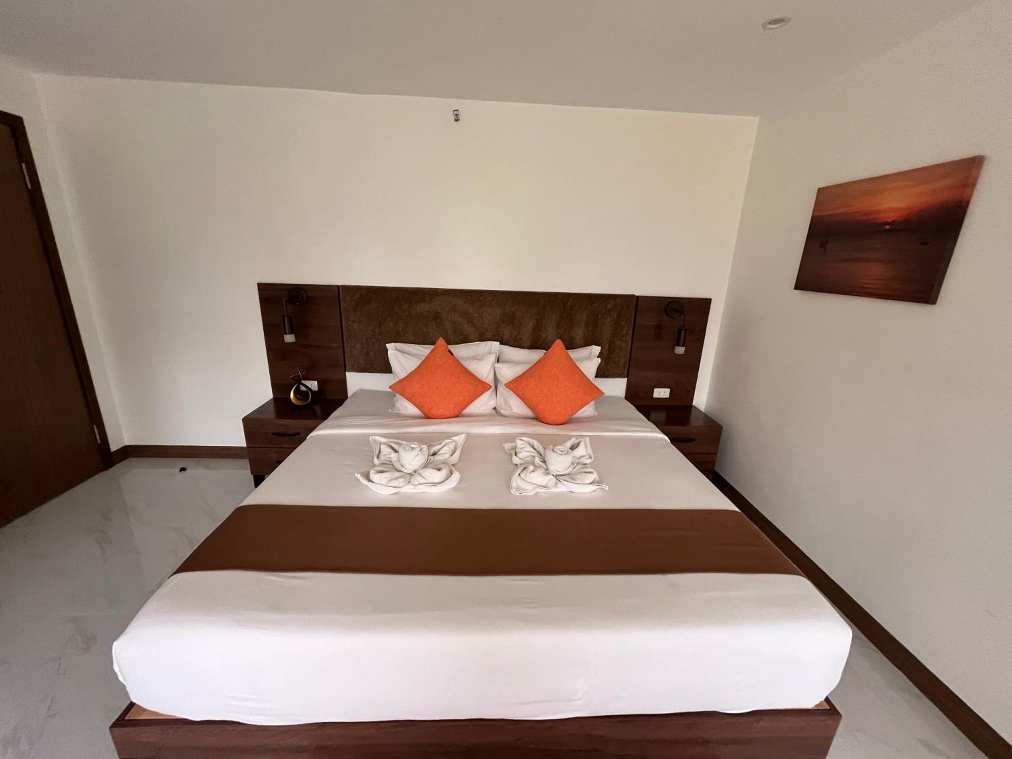 Aparthotel 88th Avenue 4*