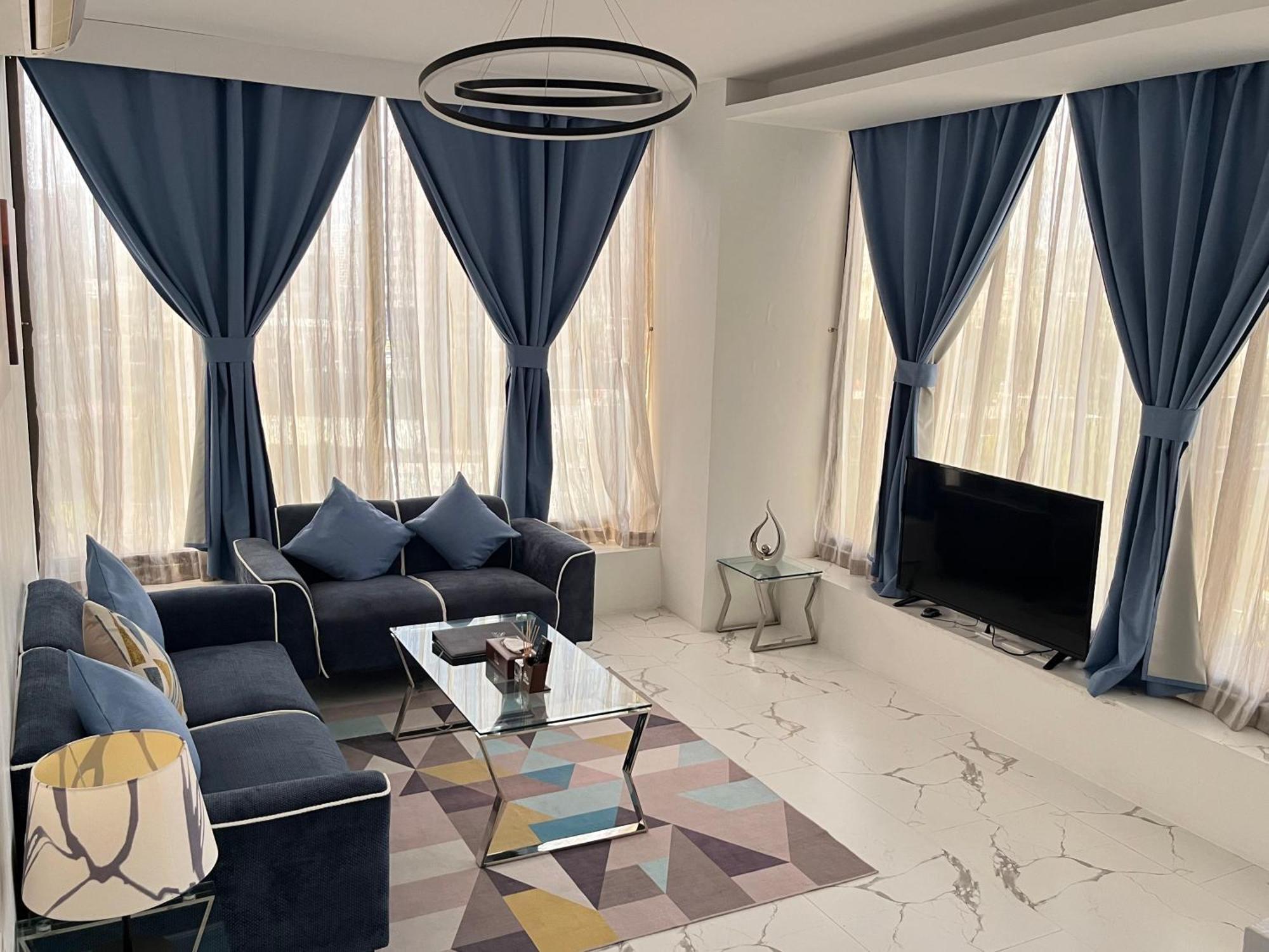 88th Avenue 4*