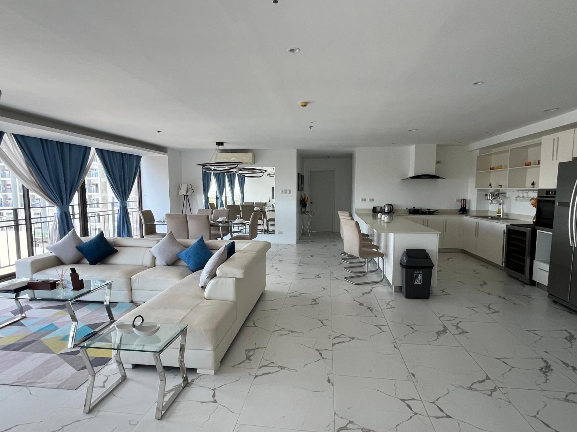 88th Avenue 4*