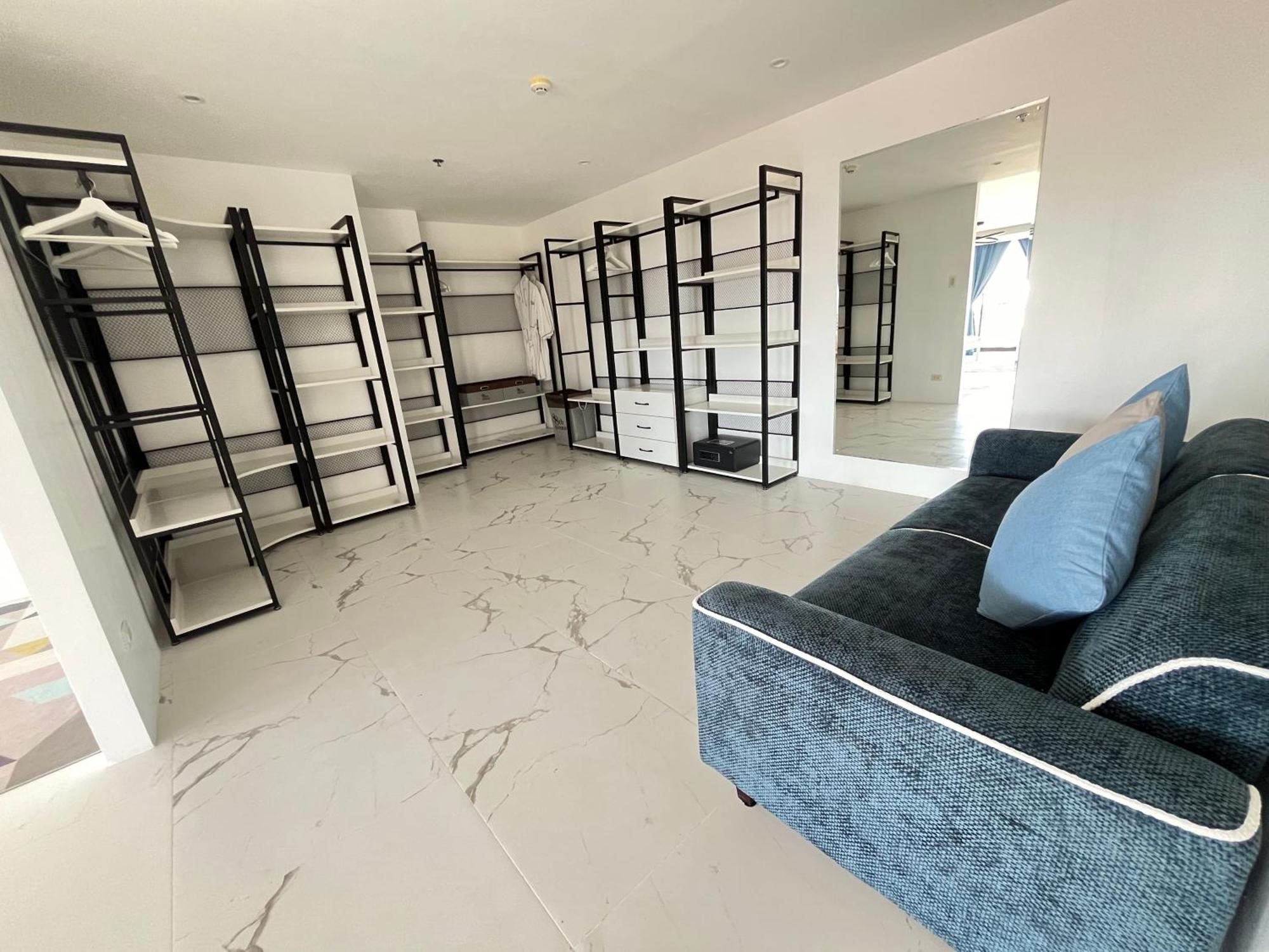 Aparthotel 88th Avenue 4*