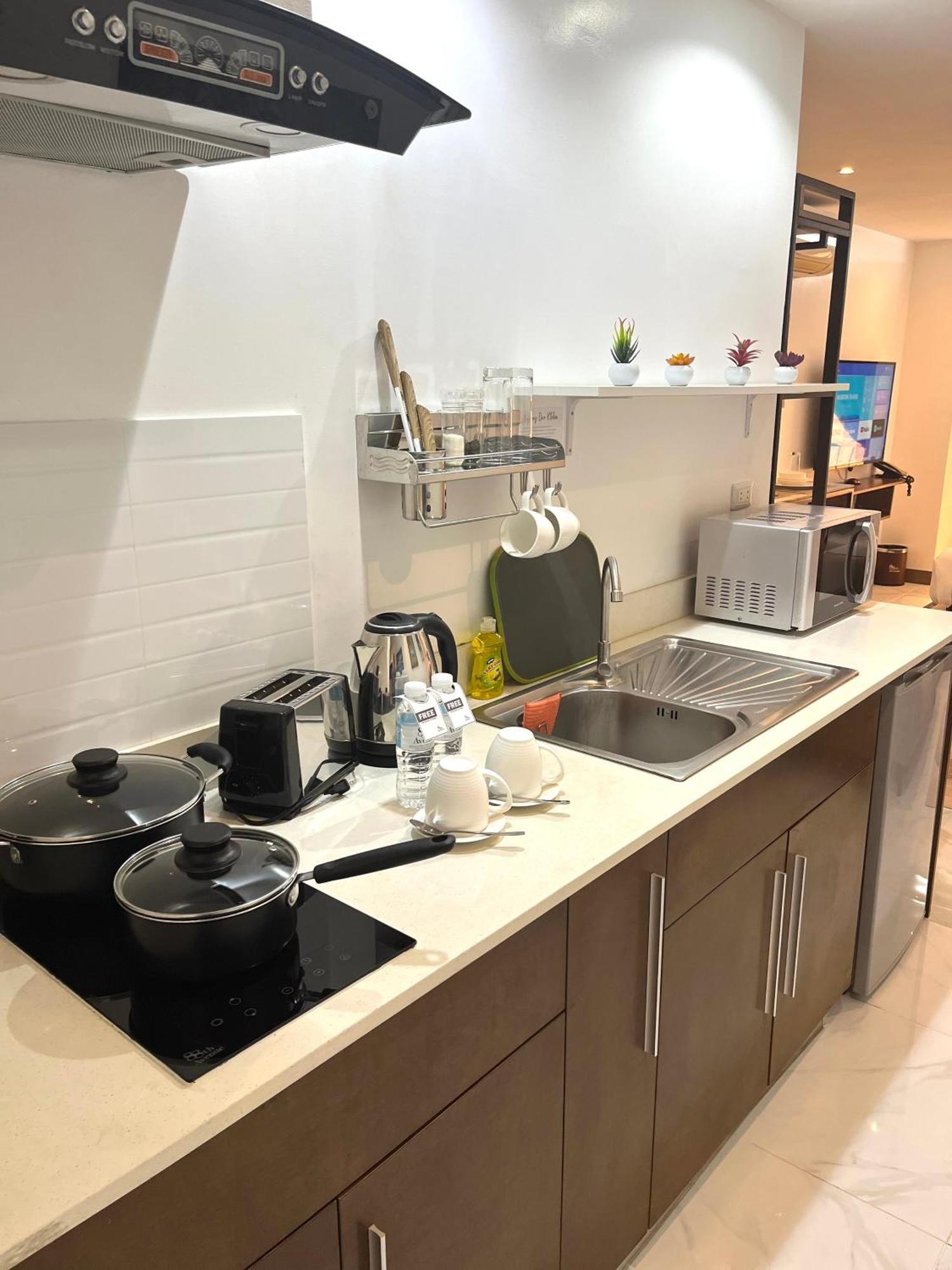 88th Avenue 4*